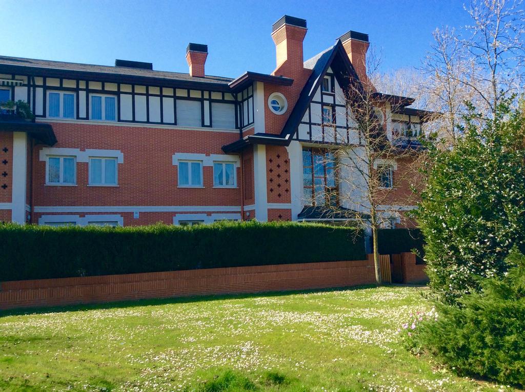 Apartamento Con Jardin ゲチョ エクステリア 写真